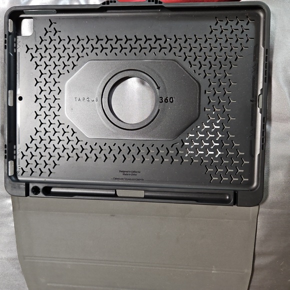 Ipad case 7th 8th and 9th generation iPad case - Picture 2 of 2